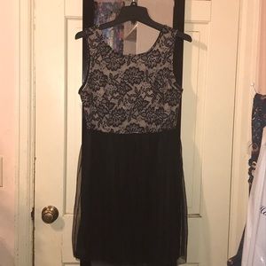 ⭐ BOGO ⭐ Tan and Black Dress